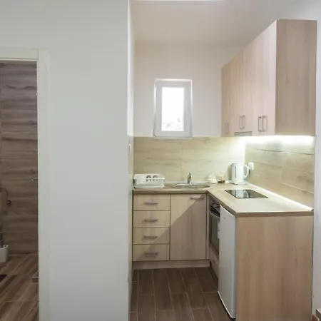 Tea Apartment *