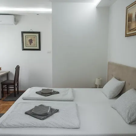 Tea Διαμέρισμα *